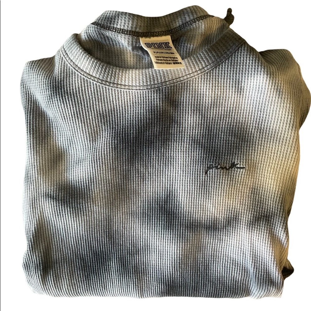 BRAND NEW VS PINK LONG SLEEVE